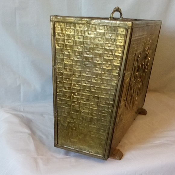 Victorian newspaper - magazine pub scene case wood & brass rack circa 1930 - Picture 7 of 9